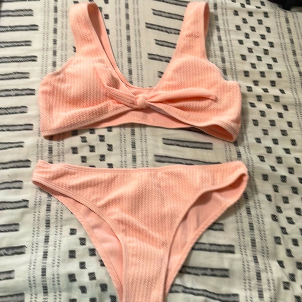 Never worn SHEIN coral bikini!